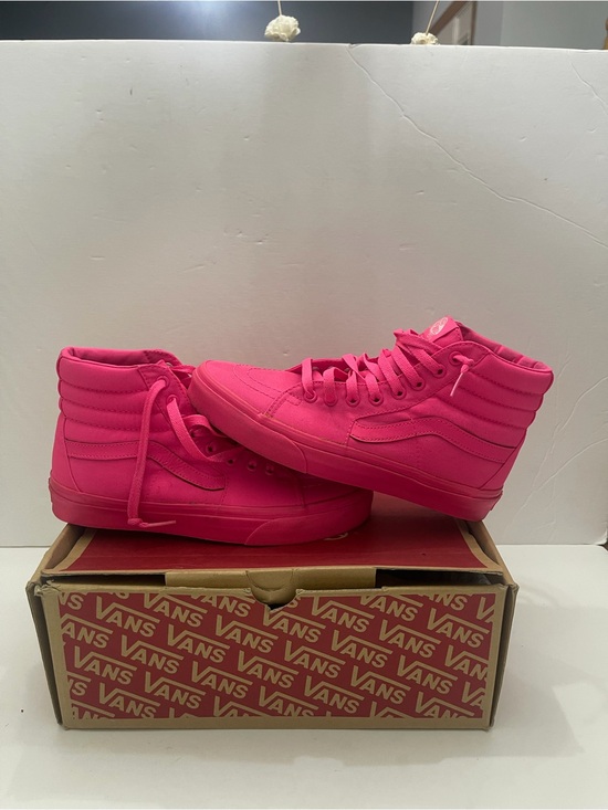 Vans Shoes - Vans Sk8-Hi Kids US Size 8 W Size M 6.5 Hi Top NEON PINK Skate Shoes Sneakers
